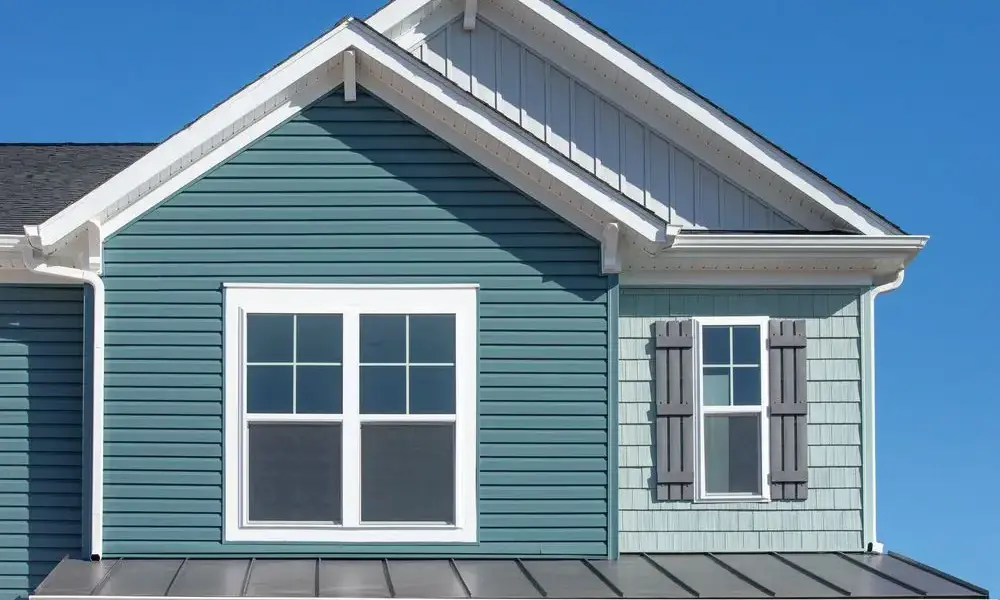 Roof repair and inspection services in Charlton